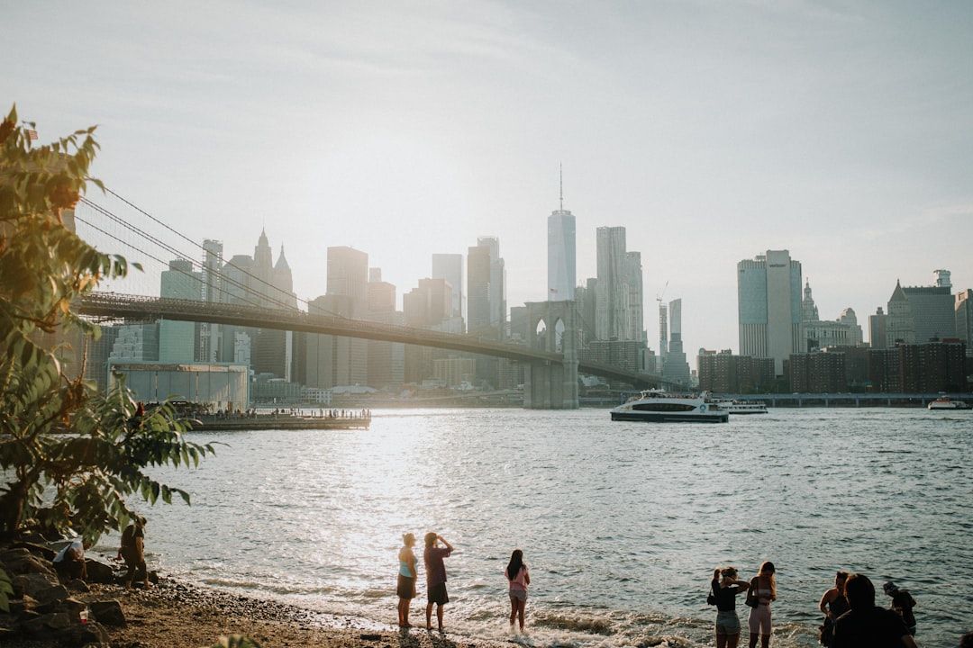 Brooklyn Bridge Walk at Sunrise in DUMBO to Manhattan, New York